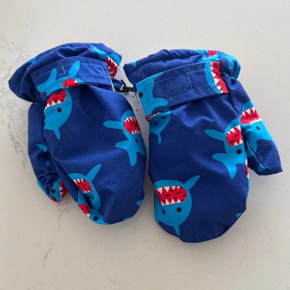 Kids Blue Baby Shark Mittens